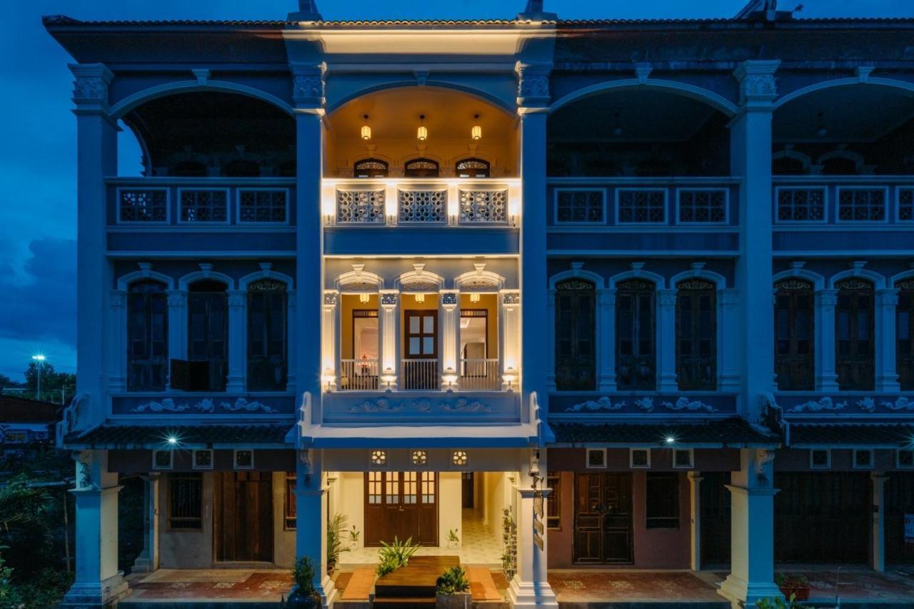 Botan Boutique Hotel Patong Bagian luar foto